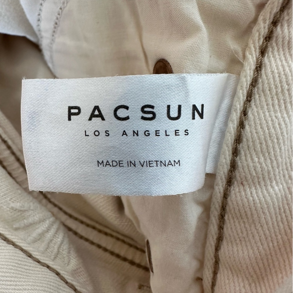 PacSun High Rise Daisy Embroidered Denim Shorts Cream Raw Hem Size 25 - Picture 9 of 11